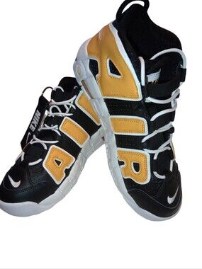 Nike Boys Black and Yellow Bold Lettering Sneakers, Size 7Y, NWT